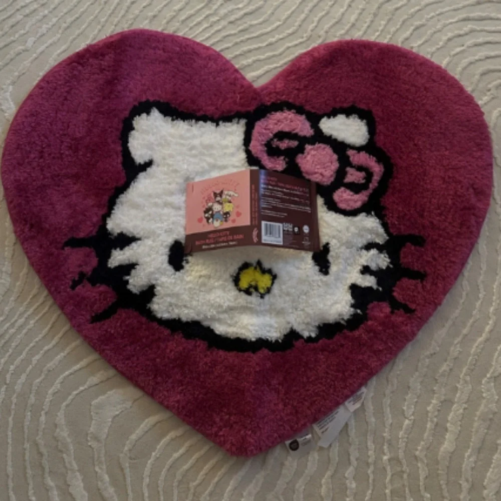 Hello Kitty Fuchsia Heart Bath Mat